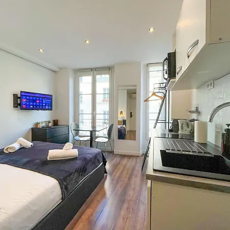 Urbanflat 204 Et 205 - 2 Pour 4 Au Centre De Appartamento